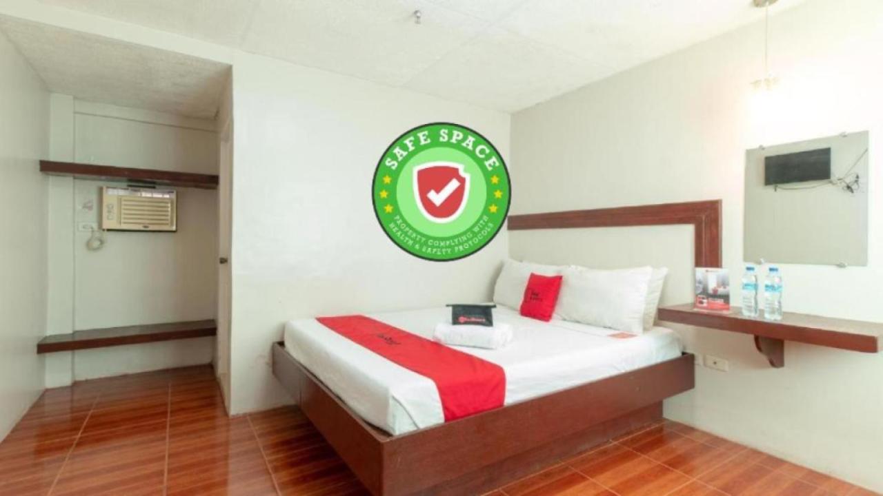 RedDoorz @ Paterno Street Tacloban Hotel Buitenkant foto