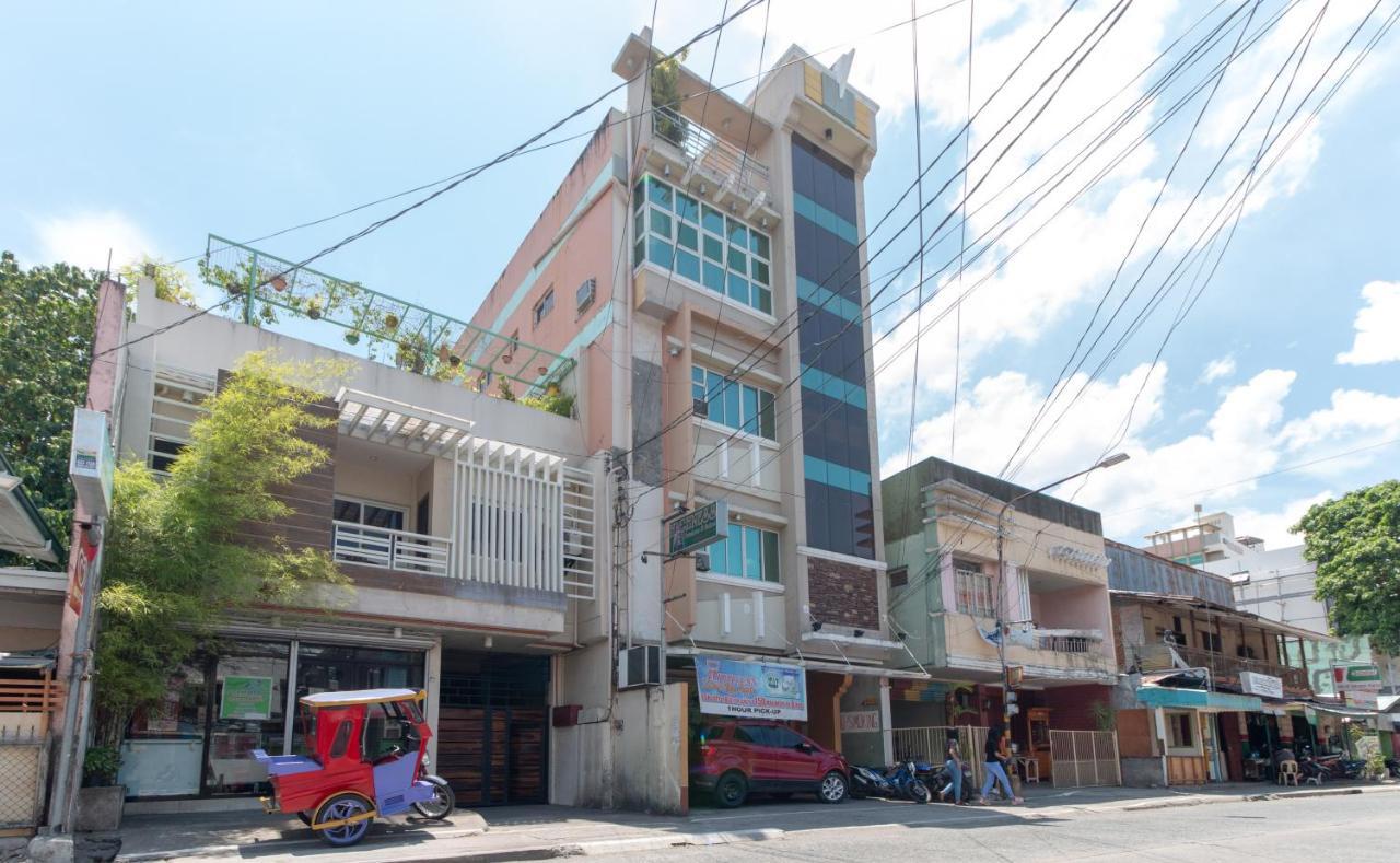 RedDoorz @ Paterno Street Tacloban Hotel Buitenkant foto